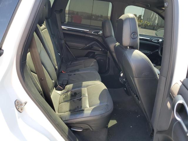 Photo 6 from auction – 2012 PORSCHE CAYENNE S with VIN WP1AB2A25CLA49903