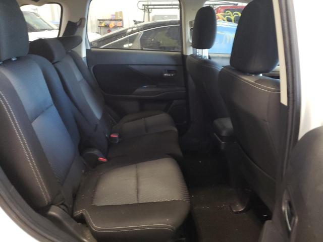 Photo 6 from auction – 2018 MITSUBISHI OUTLANDER with VIN JA4AD2A33JZ000899
