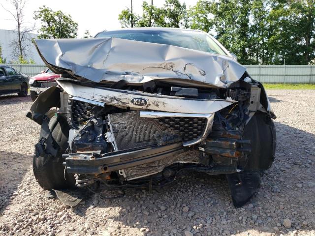 Photo 9 from auction – 2017 KIA SEDONA EX with VIN KNDMC5C15H6281442