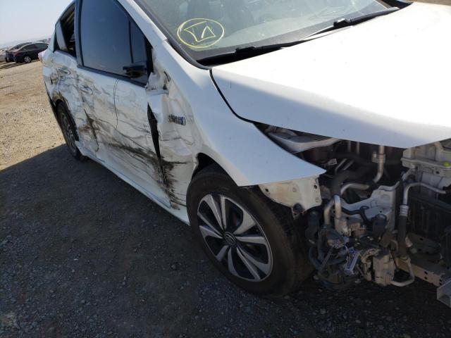 Photo 9 from auction – 2017 TOYOTA PRIUS PRIM with VIN JTDKARFP7H3059653