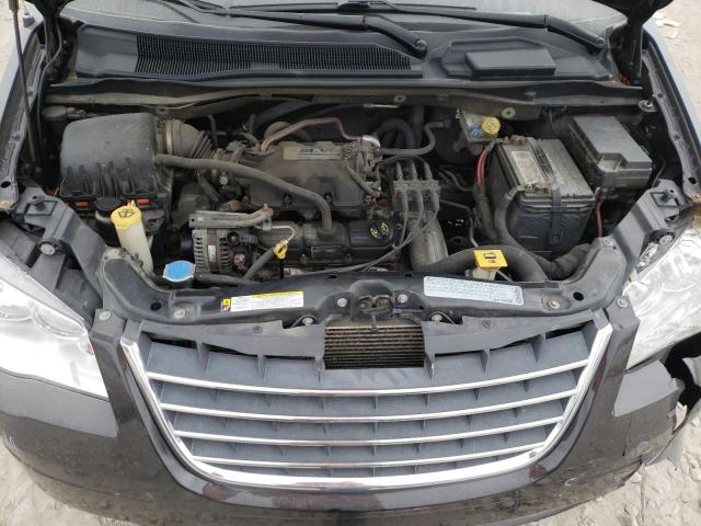 Photo 7 from auction – 2010 CHRYSLER TOWN & COU with VIN 2A4RR8D10AR357422