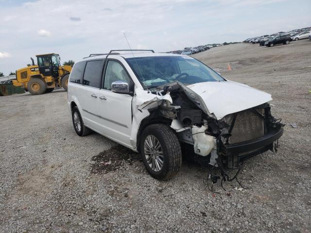 CHRYSLER TOWN & COU 2015 with VIN 2C4RC1CG4FR515174 - Photo from auction
