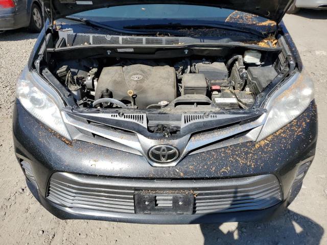 Photo 7 from auction – 2018 TOYOTA SIENNA XLE with VIN 5TDDZ3DC7JS189855