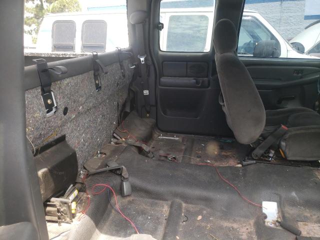 Photo 6 from auction – 2003 GMC NEW SIERRA with VIN 2GTEC19X131385306