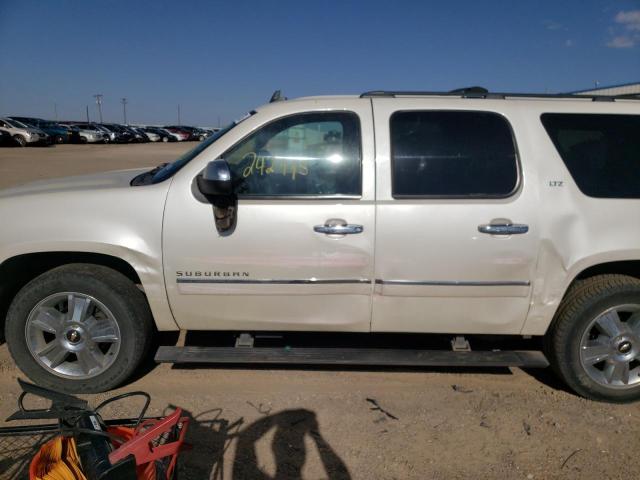 Photo 9 from auction – 2010 CHEVROLET SUBURBAN K with VIN 1GNUKKE36AR286385