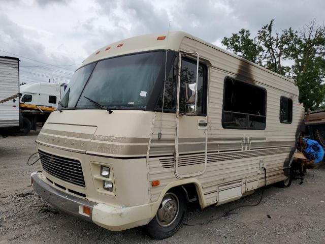 Photo 2 from auction – 1986 WINNEBAGO CHIEFTAIN with VIN 1GBJP37W9G3322130