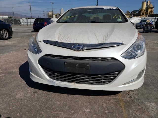 Photo 9 from auction – 2014 HYUNDAI SONATA HYB with VIN KMHEC4A4XEA111352