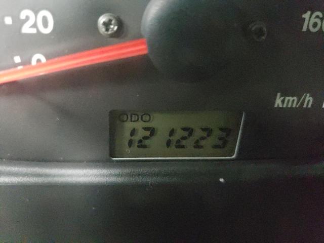 Photo 8 from auction – 2004 CHEVROLET TRACKER with VIN 2CNBJ134046919340