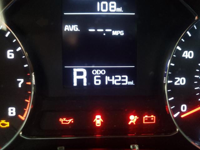 Photo 8 from auction – 2016 KIA FORTE LX with VIN KNAFX4A68G5523163