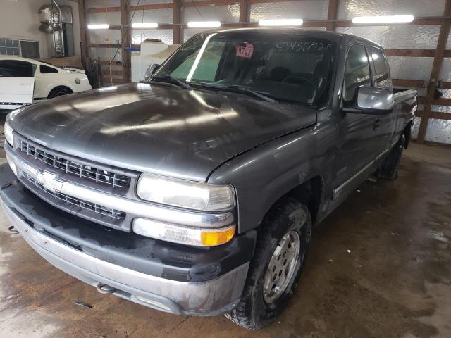 Photo 2 from auction – 2002 CHEVROLET SILVERADO with VIN 1GCEK19T32E268873