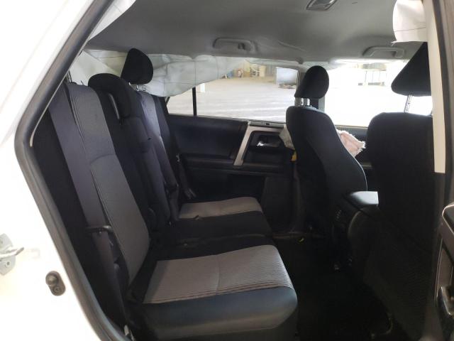 Photo 6 from auction – 2019 TOYOTA 4RUNNER SR with VIN JTEBU5JR8K5725533