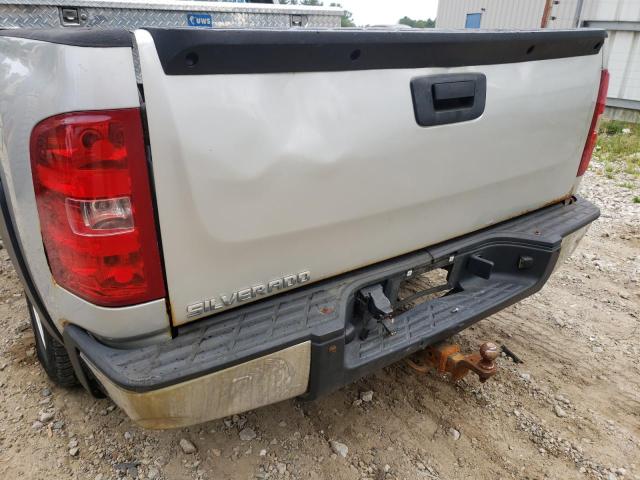 Photo 9 from auction – 2011 CHEVROLET SILVERADO with VIN 1GCNKPE08BZ248772