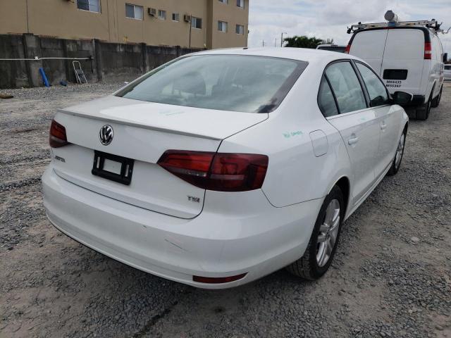 Photo 4 from auction – 2017 VOLKSWAGEN JETTA S with VIN 3VW2B7AJ9HM353278