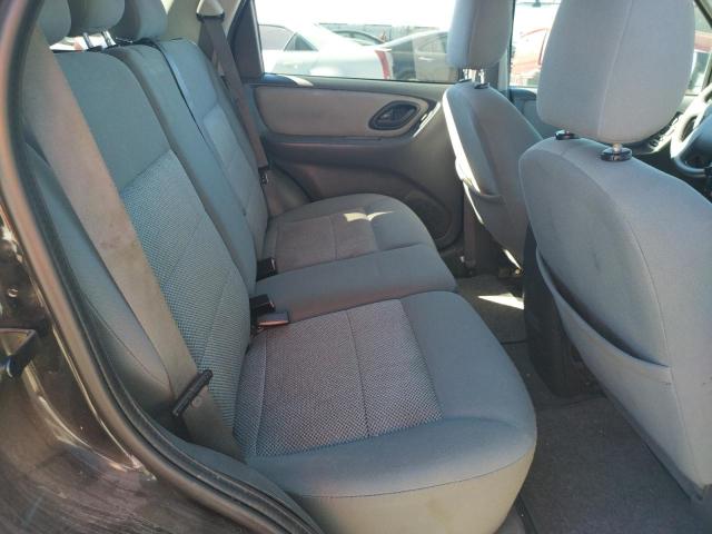 Photo 6 from auction – 2005 FORD ESCAPE XLT with VIN 1FMYU03185KB24018