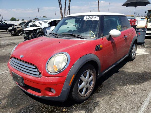 Photo 2 from auction – 2010 MINI COOPER with VIN WMWMF3C53ATZ63996