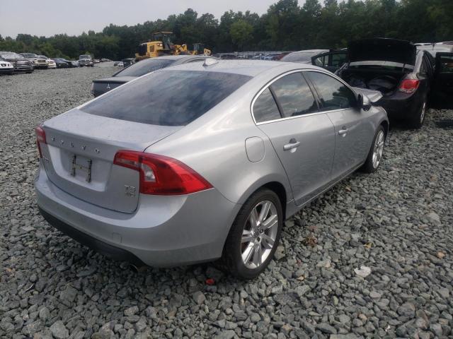 Photo 4 from auction – 2011 VOLVO S60 T6 with VIN YV1902FH4B2016400