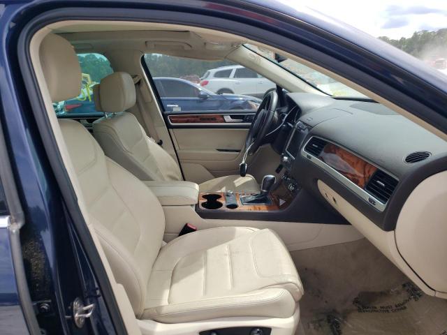 Photo 5 from auction – 2011 VOLKSWAGEN TOUAREG V6 with VIN WVGFF9BP2BD002685