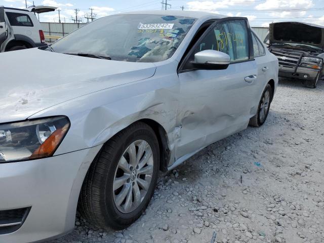 Photo 9 from auction – 2014 VOLKSWAGEN PASSAT S with VIN 1VWAP7A38EC013518