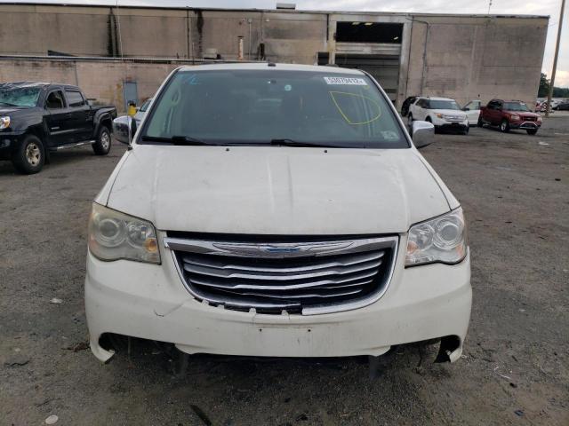 Photo 9 from auction – 2011 CHRYSLER TOWN & COU with VIN 2A4RR6DG1BR617062