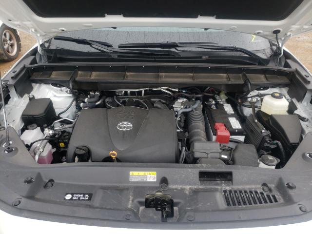 Photo 7 from auction – 2022 TOYOTA HIGHLANDER with VIN 5TDGZRAH9NS549519