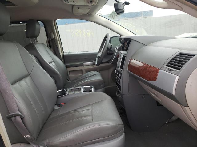 Photo 5 from auction – 2008 CHRYSLER TOWN & COU with VIN 2A8HR54P78R765102