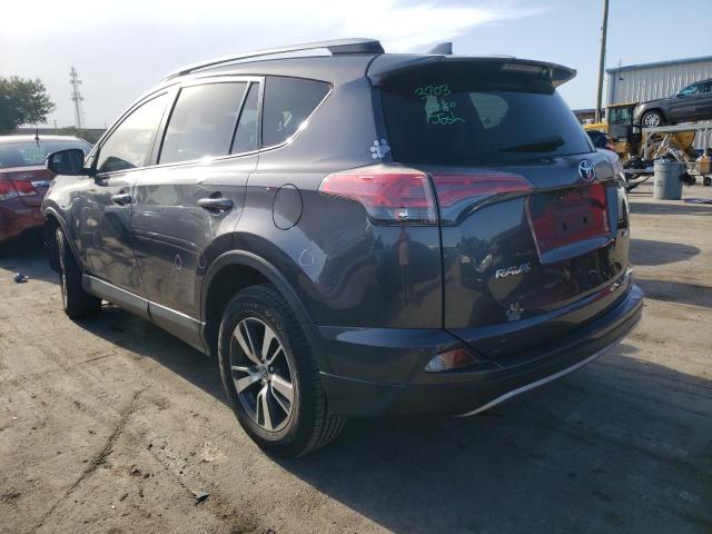 Photo 3 from auction – 2017 TOYOTA RAV4 XLE with VIN JTMWFREV4HJ117622