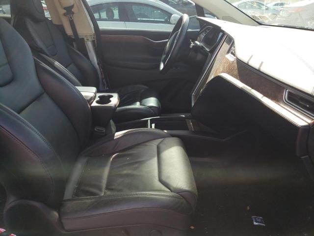 Photo 5 from auction – 2017 TESLA MODEL X with VIN 5YJXCBE24HF052496