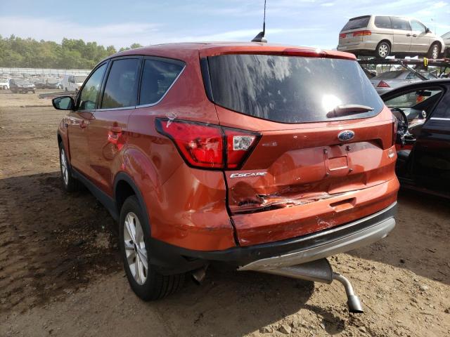 Photo 3 from auction – 2019 FORD ESCAPE SE with VIN 1FMCU9GD8KUA57648