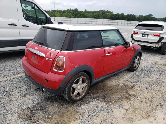 Photo 4 from auction – 2007 MINI COOPER with VIN WMWMF33557TT57964