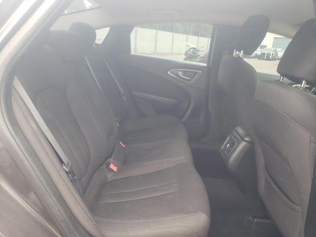 Photo 6 from auction – 2015 CHRYSLER 200 LIMITE with VIN 1C3CCCAB6FN749519