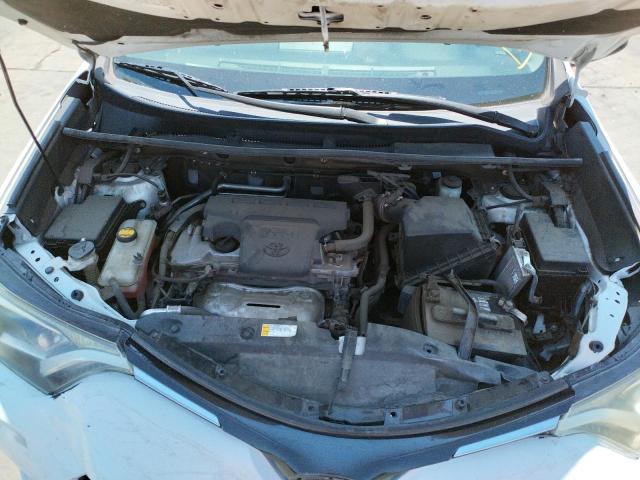 Photo 7 from auction – 2016 TOYOTA RAV4 LE with VIN 2T3BFREV7GW431652