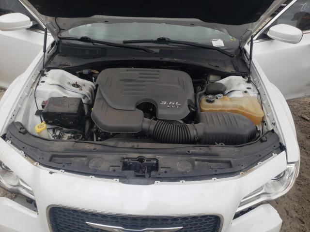 Photo 7 from auction – 2015 CHRYSLER 300 LIMITE with VIN 2C3CCARG1FH814483