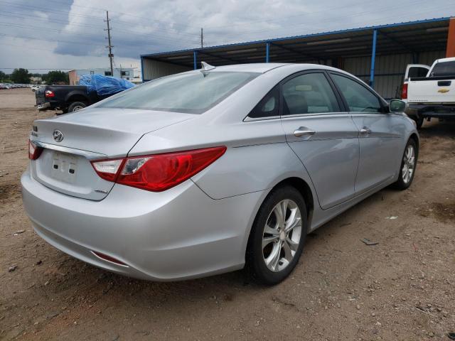 Photo 4 from auction – 2011 HYUNDAI SONATA SE with VIN 5NPEC4AC4BH135016
