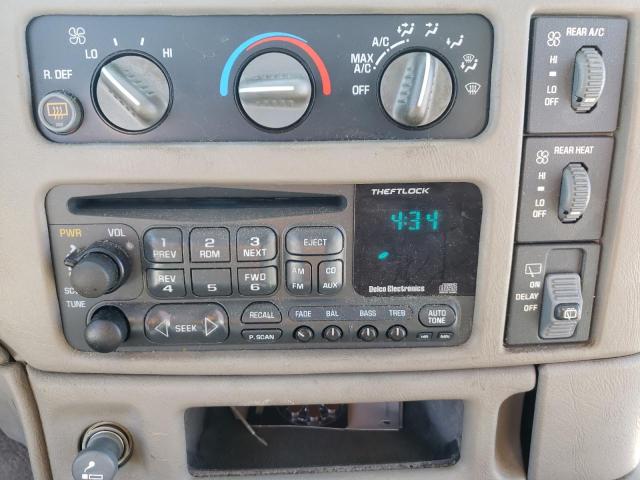 Photo 9 from auction – 2005 CHEVROLET ASTRO with VIN 1GNDM19XX5B125652