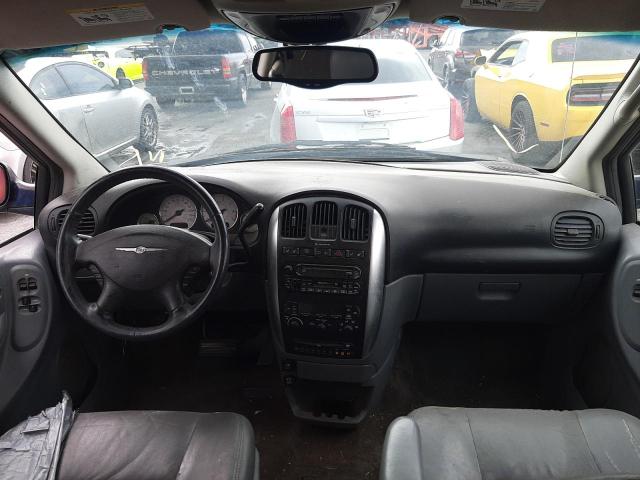 Photo 9 from auction – 2005 CHRYSLER TOWN & COU with VIN 2C4GP54L65R251064