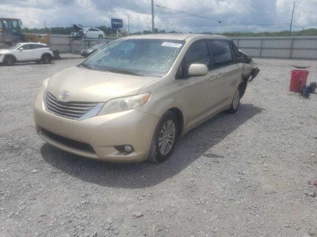 Photo 2 from auction – 2011 TOYOTA SIENNA XLE with VIN 5TDYK3DC5BS108133
