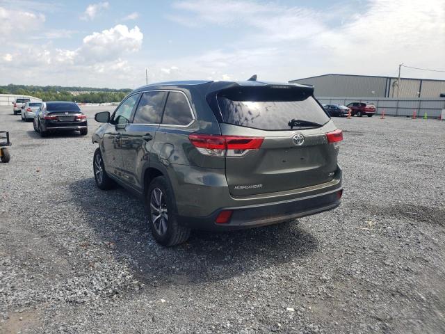 Photo 3 from auction – 2018 TOYOTA HIGHLANDER with VIN 5TDKZRFH9JS280127