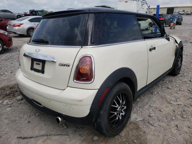 Photo 4 from auction – 2007 MINI COOPER with VIN WMWMF33557TU63606
