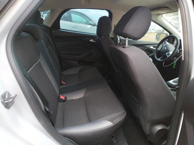 Photo 6 from auction – 2014 FORD FOCUS SE with VIN 1FADP3F26EL374826