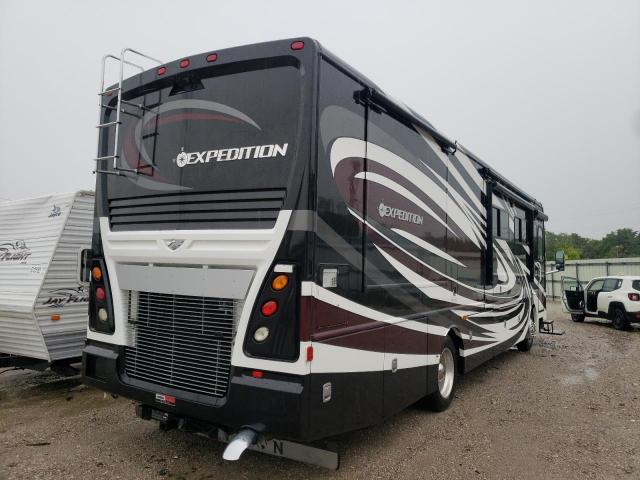 Photo 4 from auction – 2012 FREIGHTLINER CHASSIS XC with VIN 4UZACWDT4CCBR5959