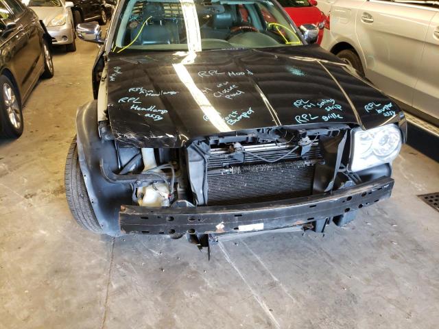 Photo 9 from auction – 2005 CHRYSLER 300C with VIN 2C3AA63H25H523811