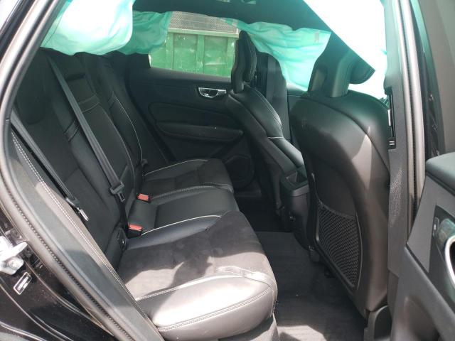 Photo 6 from auction – 2018 VOLVO XC60 T5 R- with VIN LYV102RM2JB087684