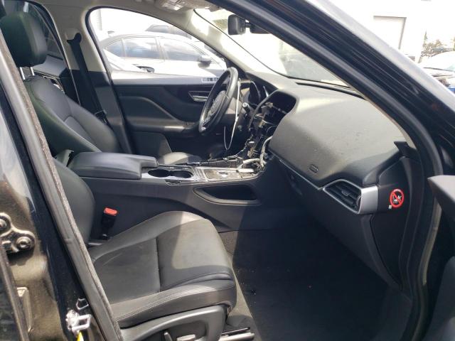 Photo 5 from auction – 2017 JAGUAR F-PACE PRE with VIN SADCJ2BV6HA096015