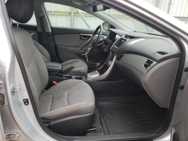 Photo 5 from auction – 2011 HYUNDAI ELANTRA GL with VIN 5NPDH4AE5BH010508