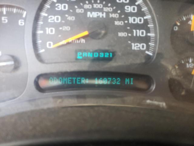 Photo 8 from auction – 2004 CHEVROLET SUBURBAN K with VIN 3GNFK16Z84G108357