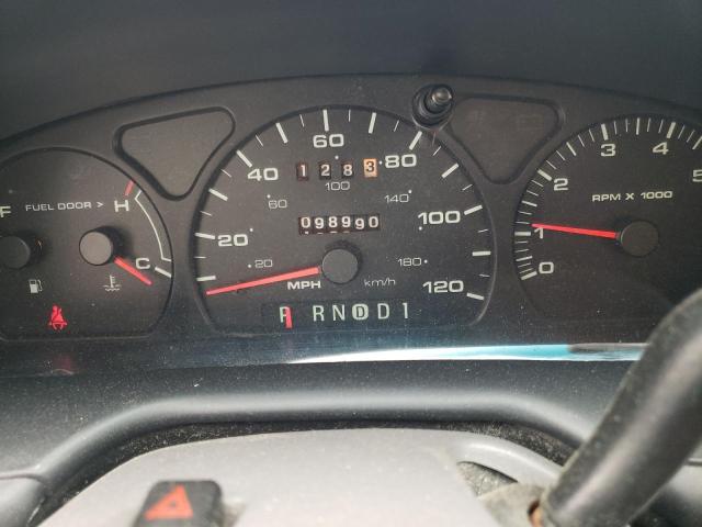 Photo 8 from auction – 2002 FORD TAURUS SES with VIN 1FAFP55U32A172007