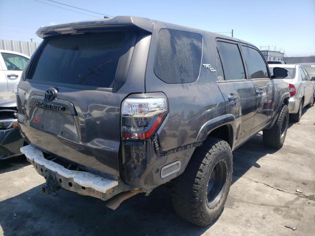 Photo 4 from auction – 2018 TOYOTA 4RUNNER SR with VIN JTEBU5JR0J5549673