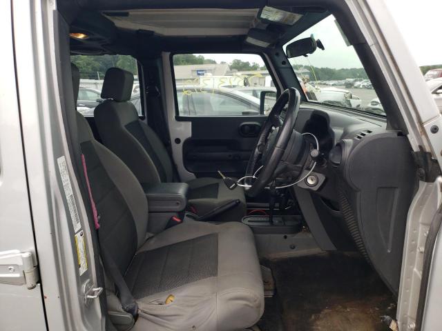 Photo 5 from auction – 2009 JEEP WRANGLER U with VIN 1J4GZ39149L728072
