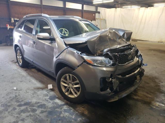 KIA SORENTO LX 2015 with VIN 5XYKTDA73FG658658 - Photo from auction