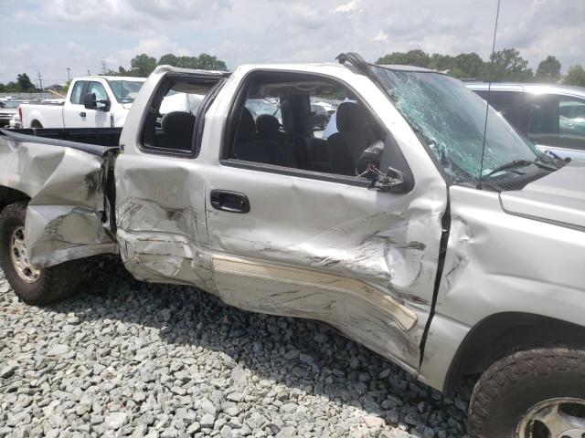 Photo 9 from auction – 2004 CHEVROLET SILVERADO with VIN 2GCEC19V641113981